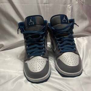 Jordan Men's Gray and Blue High-Top Sneakers